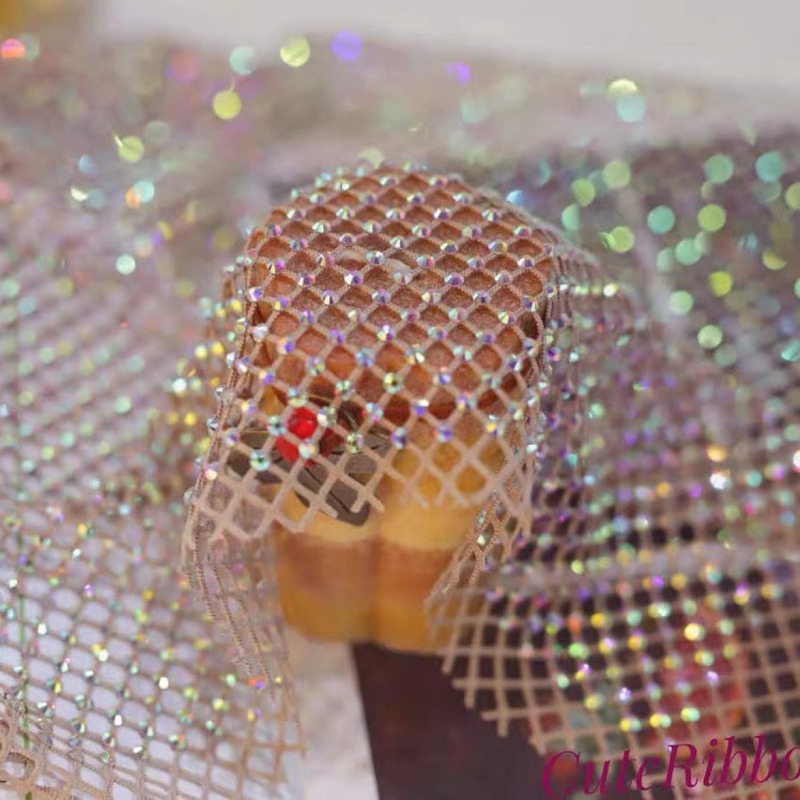 Elastyczna siatka z kryształka – Crystal Mesh Fabric recenzja i cena